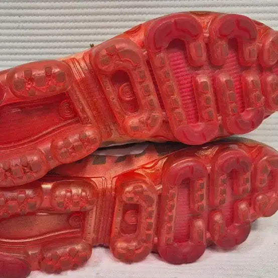 [BUNJANG] Nike Air VaporMax 2019 Crimson Gold Sneakers / 나이키 에어 베이퍼맥스 2019 크림슨 골드  285사이즈