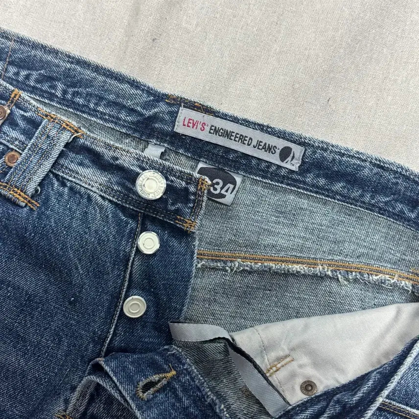 [SOLD OUT] 리바이스 엔진 해골포켓 데님팬츠 34