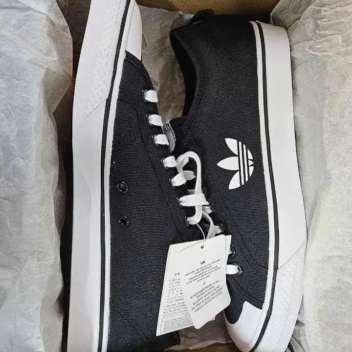 [BUNJANG] Adidas Nizza Trefoil Black Sneakers / 아디다스 니짜 트레포일 블랙 스니커즈