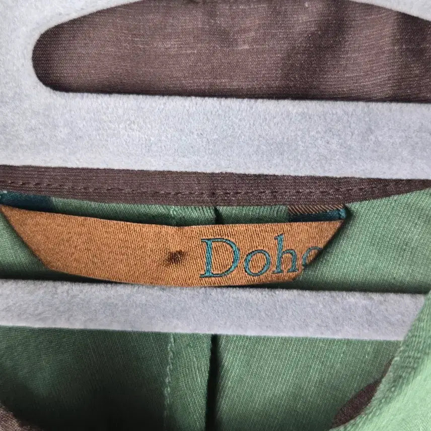[SOLD OUT] [무료배송]도호 오버사이즈 돌먼 가오리 블라우스 그린