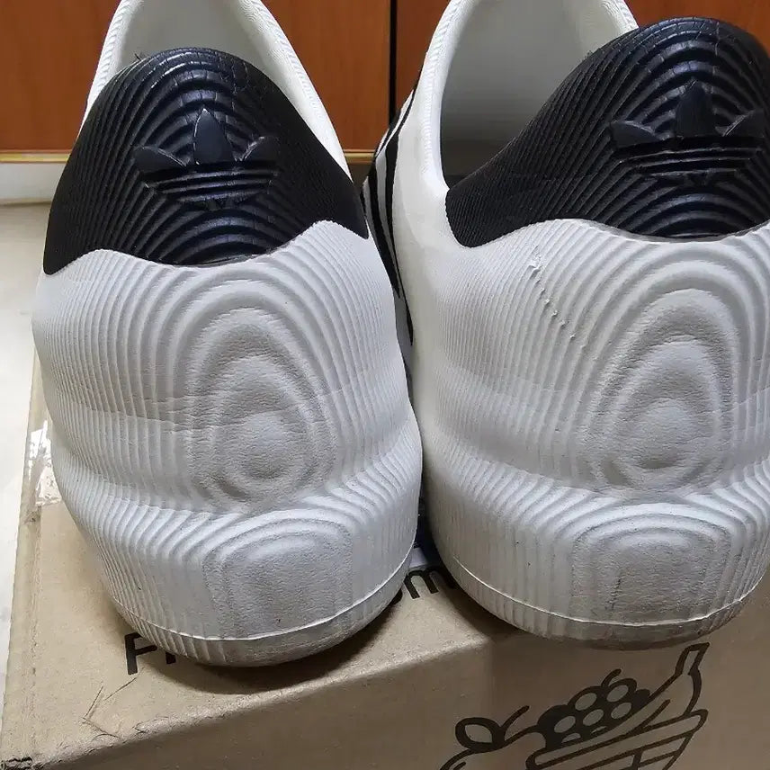 [BUNJANG] Adidas Adifom Superstar Shoes White / 아디다스 아디폼 슈퍼스타 화이트