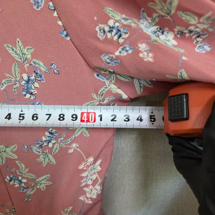 [BUNJANG] 여성 잔꽃무늬 랩 스타일 롱 원피스 F JJ1305 / 여성 잔꽃무늬 랩 스타일 롱 원피스 F JJ1305