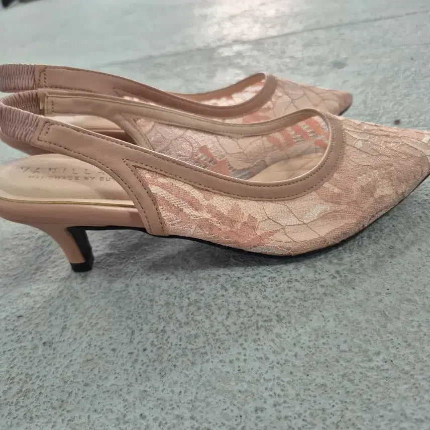 [BUNJANG] Banila Shu Pink Lace Slingback Heels / 바닐라슈 핑크 레이스 슬링백 힐
