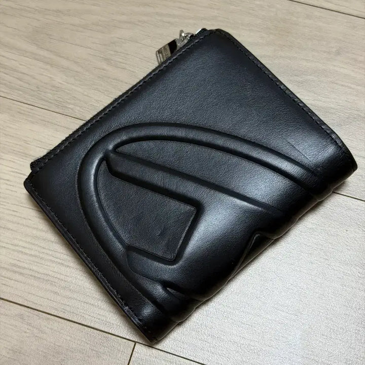 [SOLD OUT] DIESEL 디젤 블랙 반지갑
