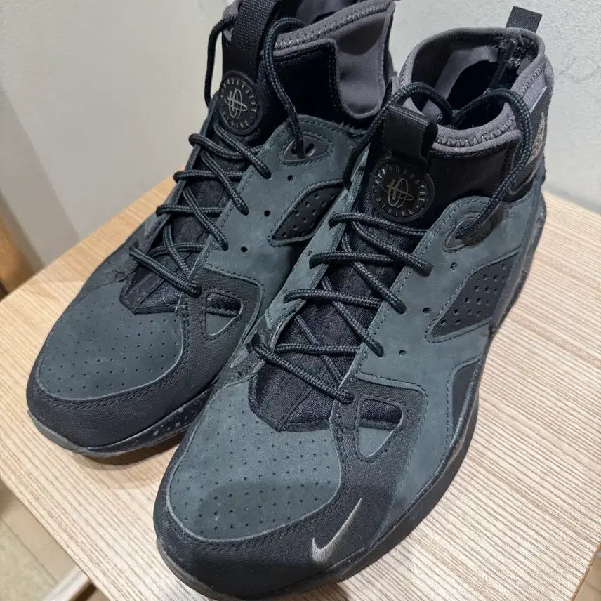 [BUNJANG] Nike ACG Air Mowabb Black Dark Grey Sneakers / 나이키 ACG 에어 모와브 블랙 다크그레이 /275