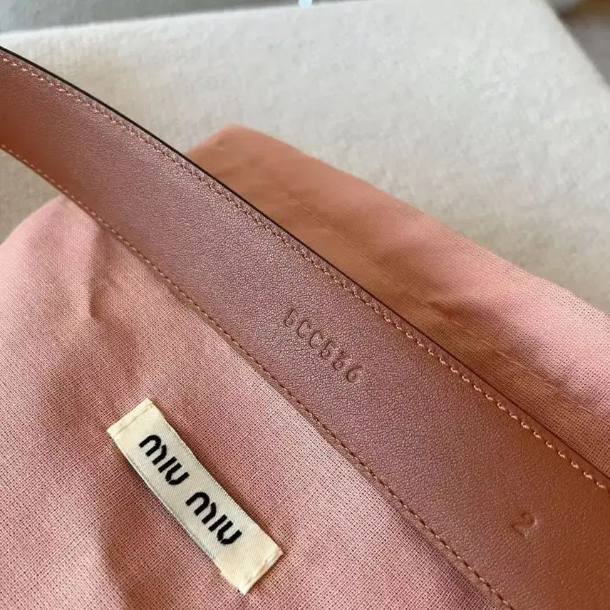 [BUNJANG] Miu Miu Women&