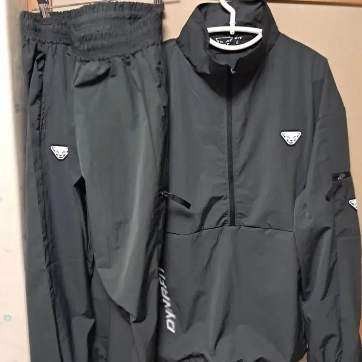 [BUNJANG] Dynafit Adorack Windbreaker Set 105 / 새상품 다이나핏 아도락  바람막이 셋업 상하의 세트 105