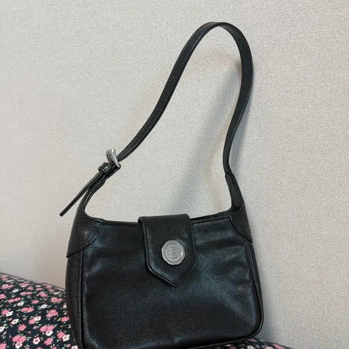 [BUNJANG] Minitmute Baton Micro Caviar Black Bag / 미닛뮤트 바톤 마이크로 캐비어 블랙
