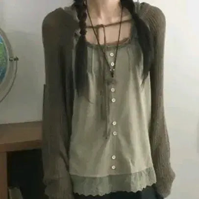 [SOLD OUT] 사키 모리걸 스쿠 볼레로 가디건 레이스 우드 단추 나시 에이블리