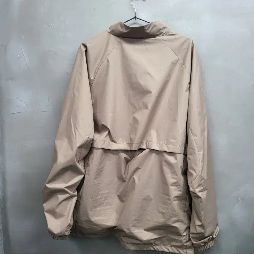 [BUNJANG] Descente Beige Windbreaker Jacket 2XL / 데상트 베이지색 바람막이 점퍼 2xl