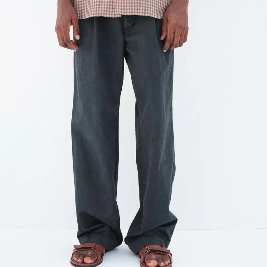 [BUNJANG] Orrery Garment Dyed Pins Light Chino One-Tuck Wide Pants Black 3 / 오라리 가먼트 다이드 핀스 라이트 치노 원턱 와이드 팬츠 블랙 3