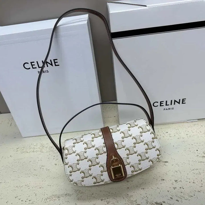 [BUNJANG] Celine Triomphe Mini Shoulder Bag / 셀린느 트리오페 미니 숄더백