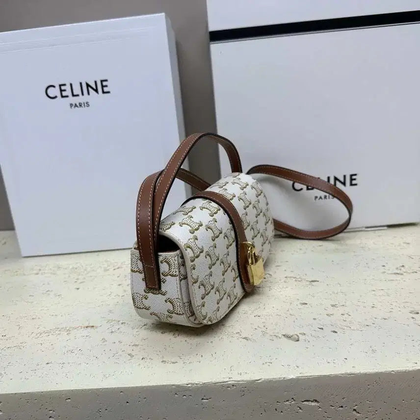 [BUNJANG] Celine Triomphe Mini Shoulder Bag / 셀린느 트리오페 미니 숄더백