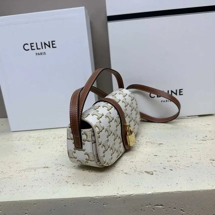 [BUNJANG] Celine Triomphe Mini Shoulder Bag / 셀린느 트리오페 미니 숄더백