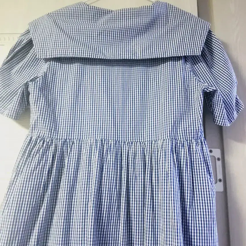 [SOLD OUT] 스트라이프 칼라넥 롱 원피스