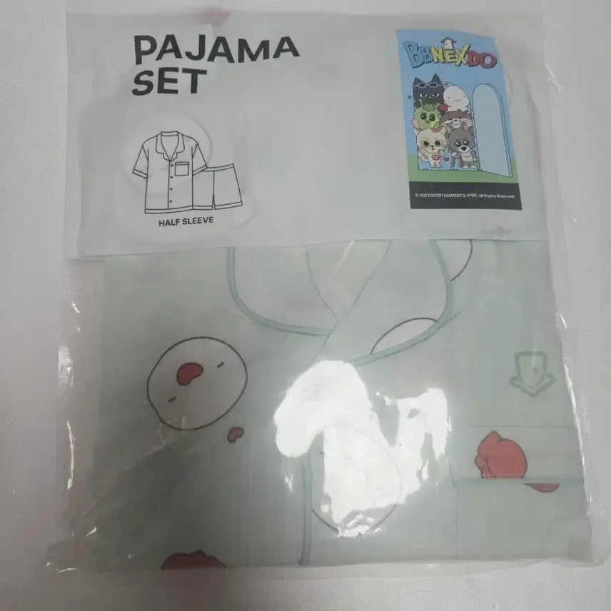 [SOLD OUT] 쁘넥도 보넥도 운학 운아기 김운학 파자마 잠옷 M사이즈 판매 스파오