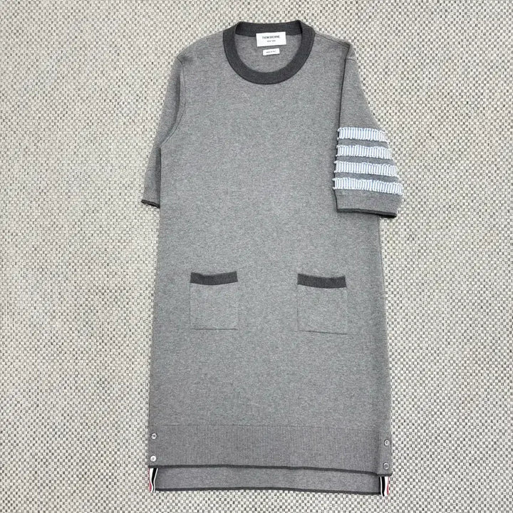 [BUNJANG] Thom Browne Diagonal Stripe Armband Dress / [42]톰브라운 사선완장 원피스