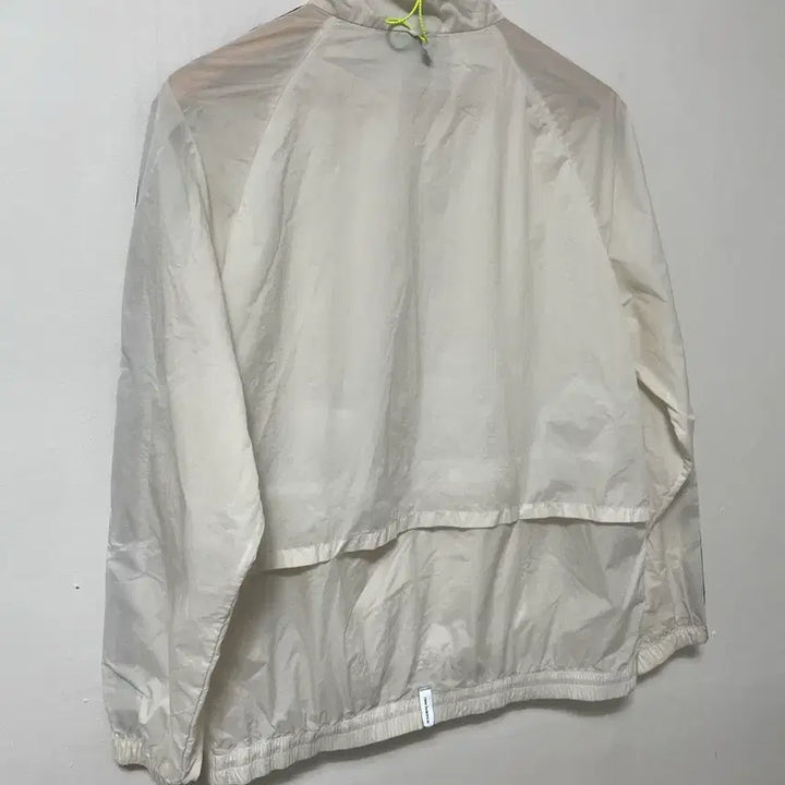 [BUNJANG] New Balance Lightweight Windbreaker Jacket / 95 뉴발란스 기능성 경량 바람막이 자켓 정품
