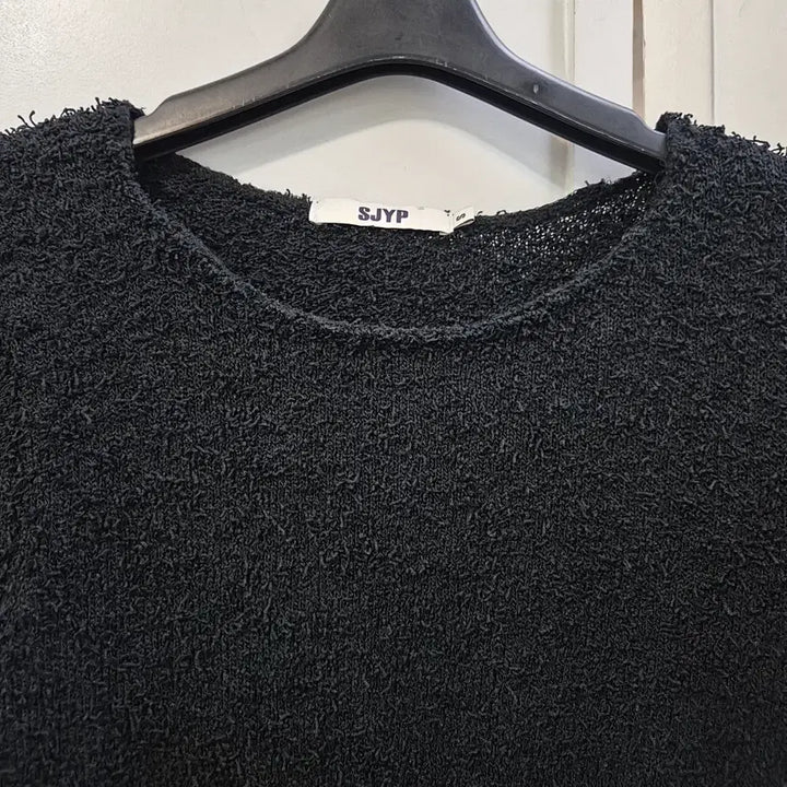 [BUNJANG] SJYP Crop Boucle Knit Top / SJYP 크롭 반팔 부클 니트티
