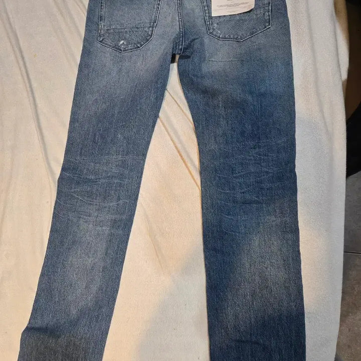 [BUNJANG] Tommy Hilfiger Made in Italy Denim Jeans / 타미힐피거 메이드 인 이태리 데님