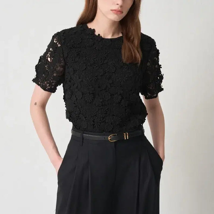 [BUNJANG] Mine Flower Appliqué Lace Top &amp; Skirt Set / 마인 플라워 아플리케 레이스 탑&amp;스커트 세트
