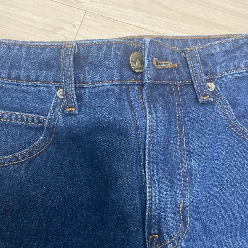 [BUNJANG] Adidas Adicolor Denim Pants / 아디다스 아디컬러 데님팬투