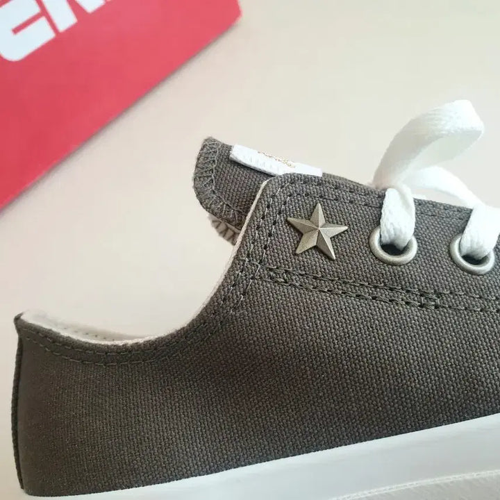[BUNJANG] Converse Khaki Limited Edition Sneakers / 컨버스 카키 한정판 / 일본 구입 새제품