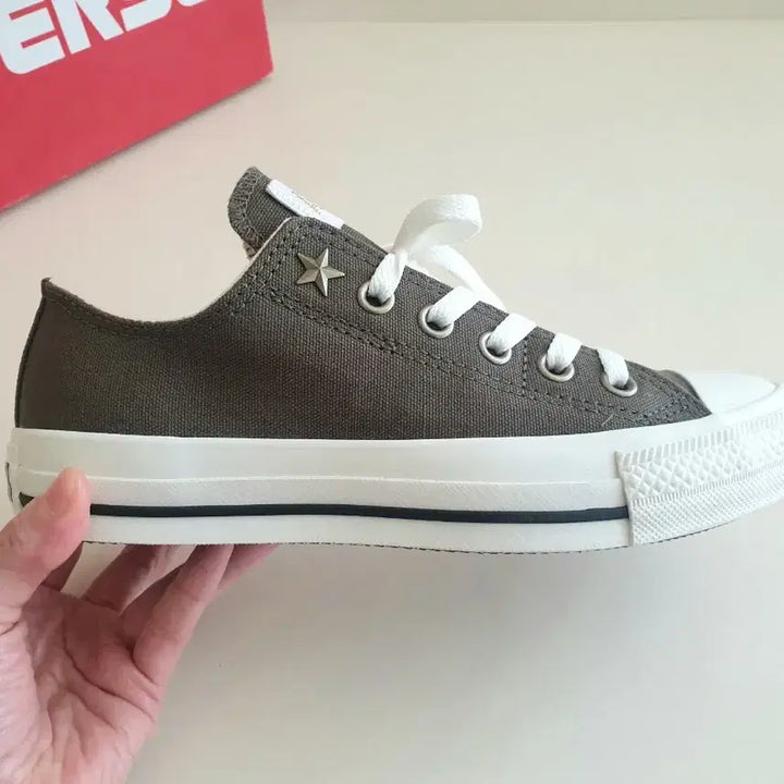 [BUNJANG] Converse Khaki Limited Edition Sneakers / 컨버스 카키 한정판 / 일본 구입 새제품