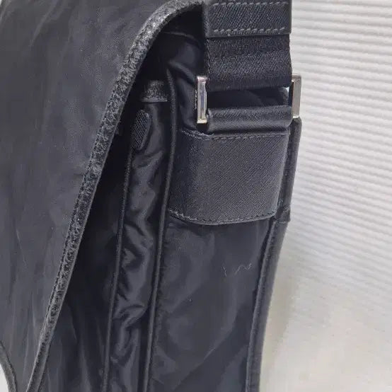 [BUNJANG] Prada Tessuto Poconno Messenger Bag / 프라다 테수토 포코노 메신저백
