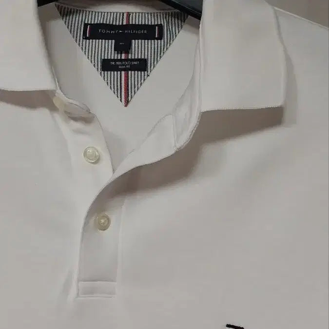 [SOLD OUT] 타미힐피거 화이트 반팔 폴로티 105 남자 남성