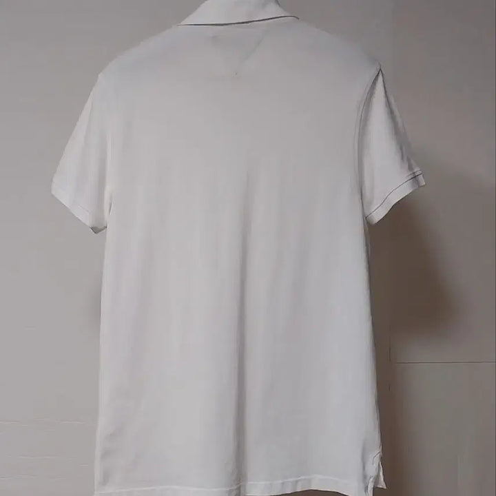 [SOLD OUT] 타미힐피거 화이트 반팔 폴로티 105 남자 남성
