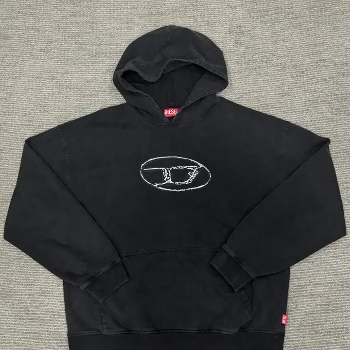 [SOLD OUT] 디젤 블랙 D로고 후드티