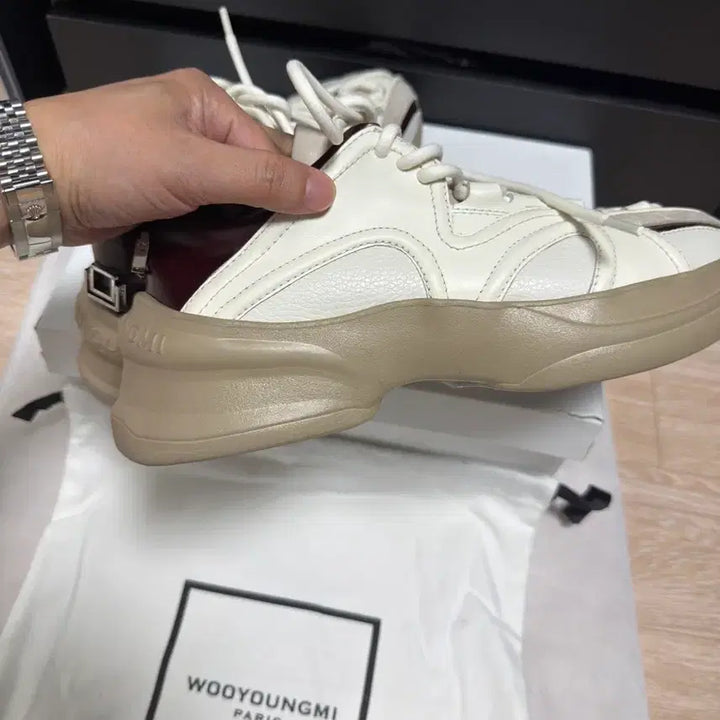 [BUNJANG] Wooyoungmi Brown Leather Low-Top Sneakers / (새상품)우영미 브라운 레더 로우탑 스니커즈 (42-270)