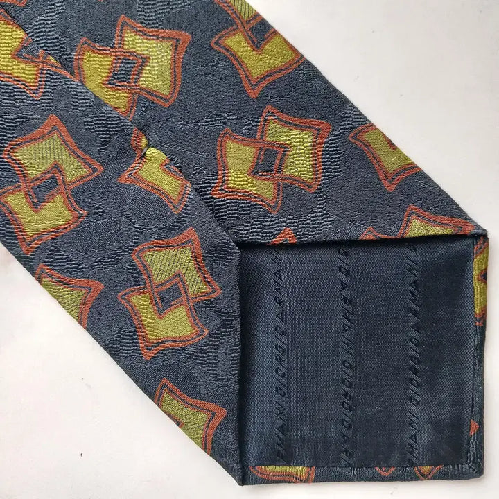 [BUNJANG] Giorgio Armani Geometric Pattern Silk Tie / 조르지오 아르마니 네이비 기하 패턴 넥타이 9.5cm A+등급 G26