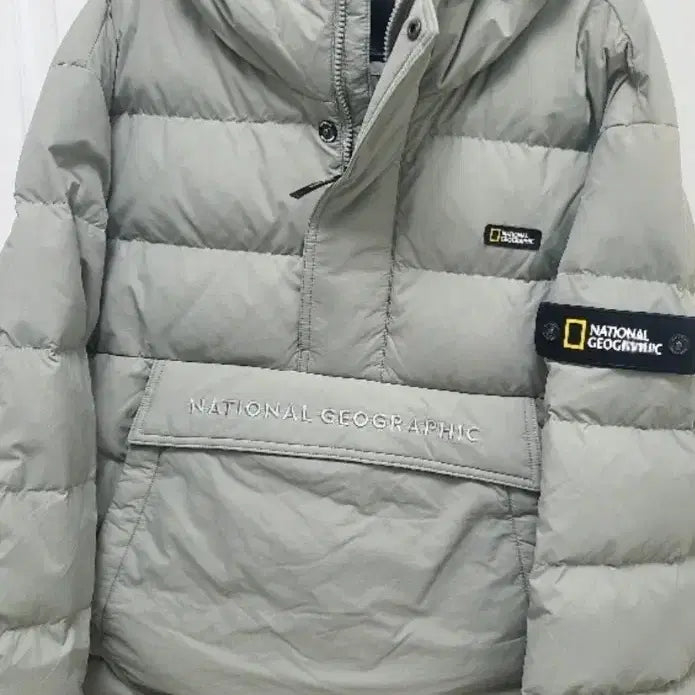 [BUNJANG] National Geographic Beige Padded Jacket (Size 110) / 내셔널지오그래픽 패딩 베이지110 새상품급