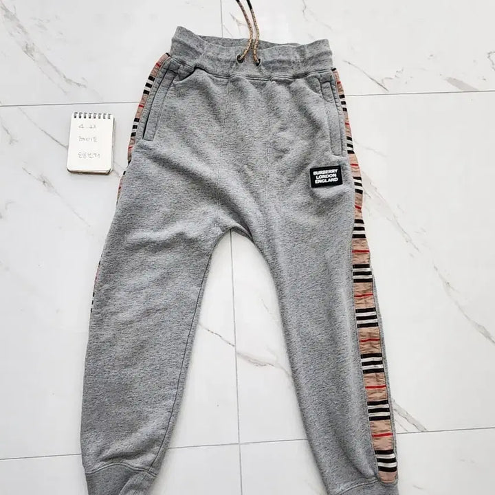 [BUNJANG] Burberry Kids Jogger Pants (12Y) / 버버리 키즈 조거팬츠 12Y