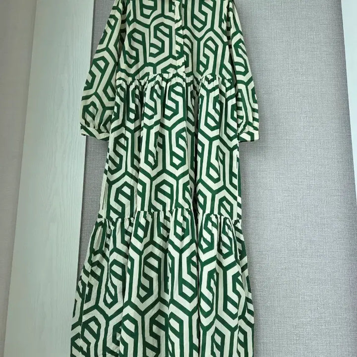 [BUNJANG] ZARA Green Pattern Maxi Dress / 자라 그린패턴 풍성맥시원피스