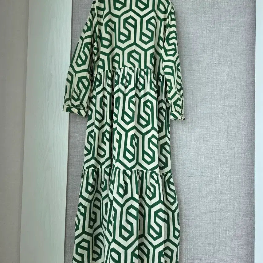 [BUNJANG] ZARA Green Pattern Maxi Dress / 자라 그린패턴 풍성맥시원피스