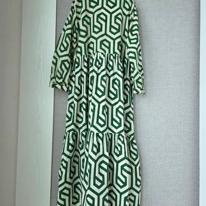 [BUNJANG] ZARA Green Pattern Maxi Dress / 자라 그린패턴 풍성맥시원피스