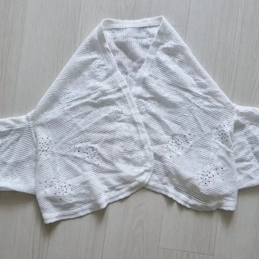 [BUNJANG] White Punching Knit Bolero Cardigan / 화이트 펀칭 니트 가디건 Free볼레로