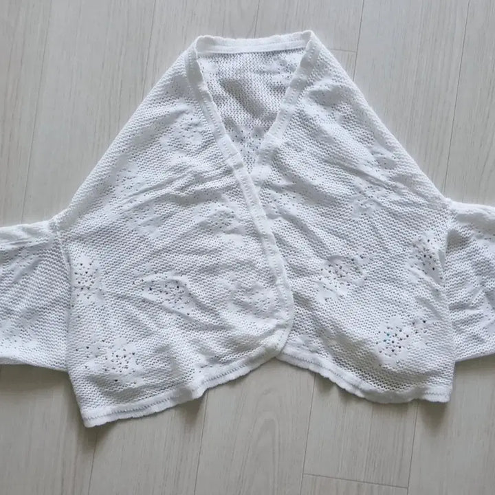 [BUNJANG] White Punching Knit Bolero Cardigan / 화이트 펀칭 니트 가디건 Free볼레로
