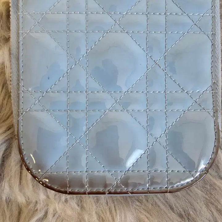 [BUNJANG] Dior Lady Dior Patent Leather Chain Bag / 디올 레이디디올 페이던트 블루 체인백