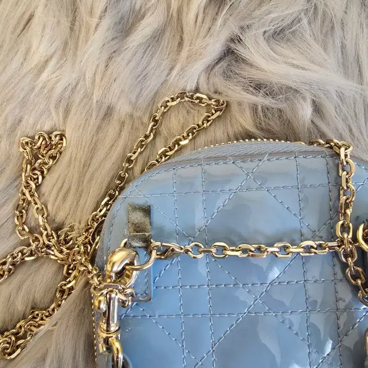 [BUNJANG] Dior Lady Dior Patent Leather Chain Bag / 디올 레이디디올 페이던트 블루 체인백
