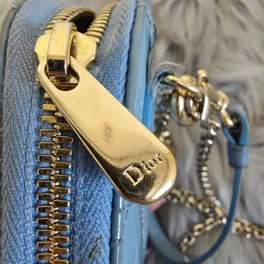 [BUNJANG] Dior Lady Dior Patent Leather Chain Bag / 디올 레이디디올 페이던트 블루 체인백