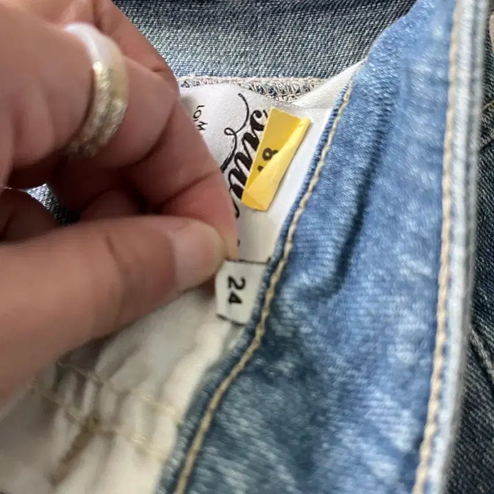 [BUNJANG] Siwy Distressed Skinny Denim Jeans (Size 24) / 씨위(Siwy) 디스트로이드 스키니 데님 (