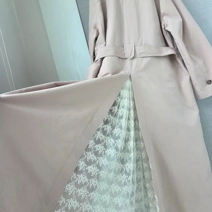 [BUNJANG] Thursday Island Lace Panel Trench Long Coat / 써스데이 아일랜드 레이스배색 트렌치 롱코트