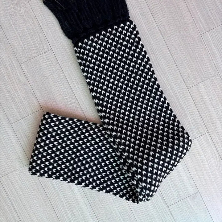 [BUNJANG] D.Answer Yves Saint Laurent GD Heart Muffler / 디앤써 입생로랑 지디 하트 머플러 180x17 상태 굳