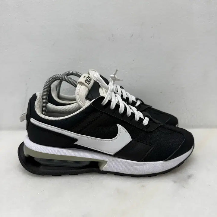 [BUNJANG] Nike Air Max Pre-Day Sneakers / (250)나이키 운동화 맥스 프리데이