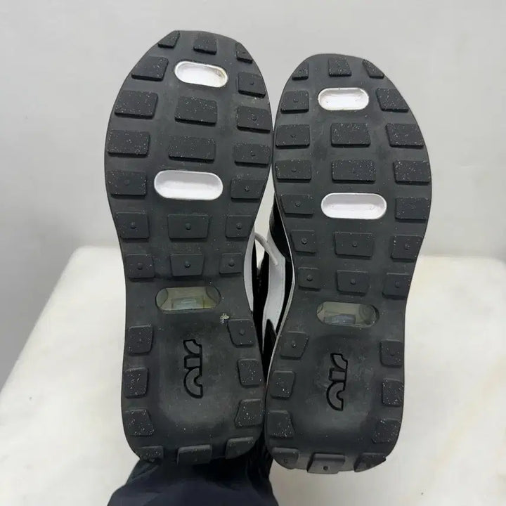[BUNJANG] Nike Air Max Pre-Day Sneakers / (250)나이키 운동화 맥스 프리데이
