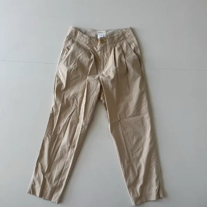 [BUNJANG] Brunch Pleated Trousers (Size S) / brunch 브런치 핀턱 팬츠 s